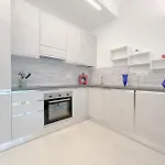 Appartamento Elegante - Parcheggio - Ac *