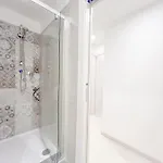 Appartamento Elegante - Parcheggio - Ac