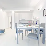Appartamento Elegante - Parcheggio - Ac *