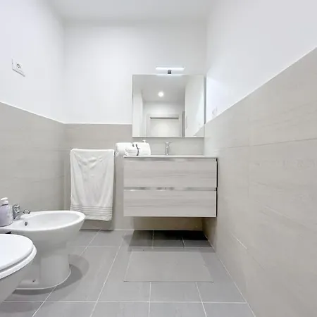 Appartamento Elegante - Parcheggio - Ac *